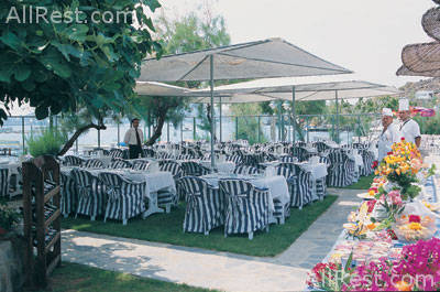 Dia Beach Club 18